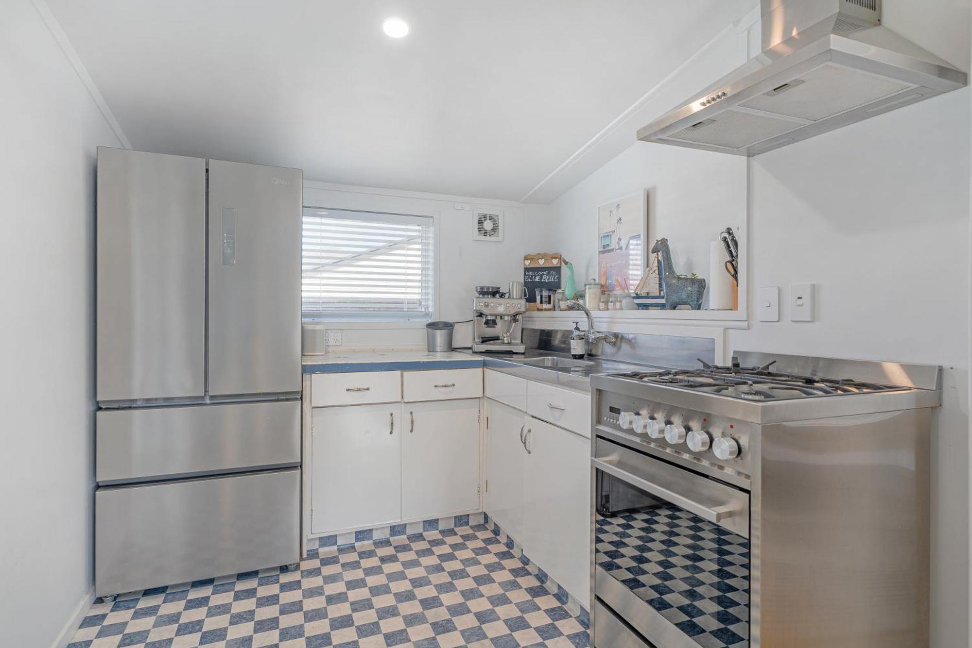 Blue Belle Cottage Whitianga Exterior photo